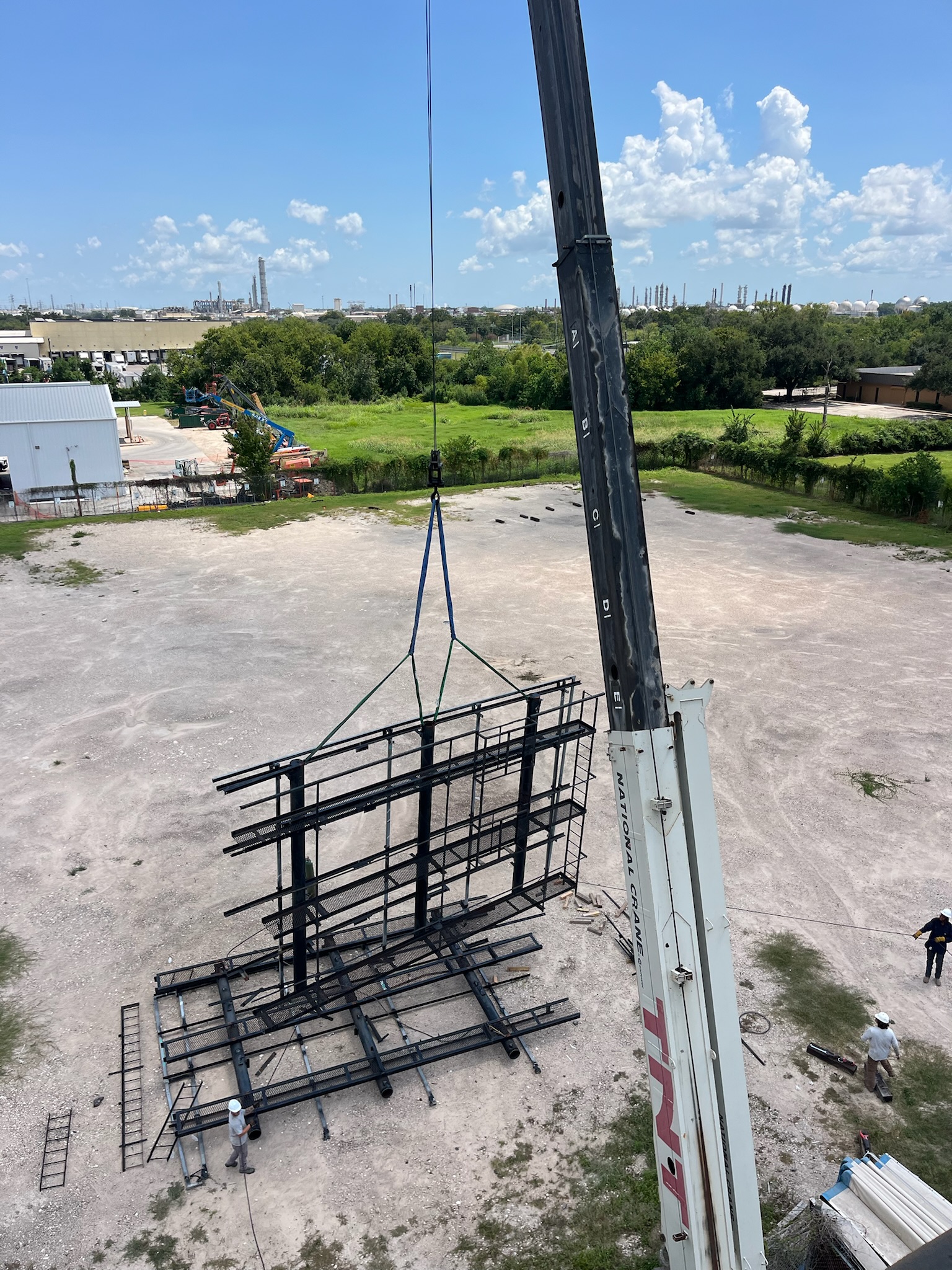 Billboard head replacement — upper structure rebuild