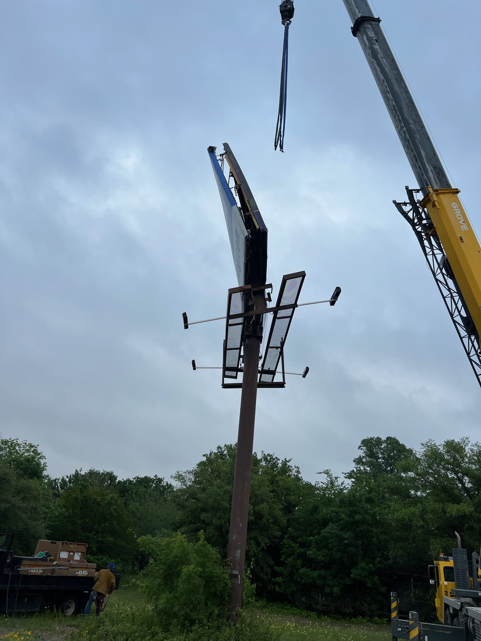 Billboard storm damage — structure dismantling and securing